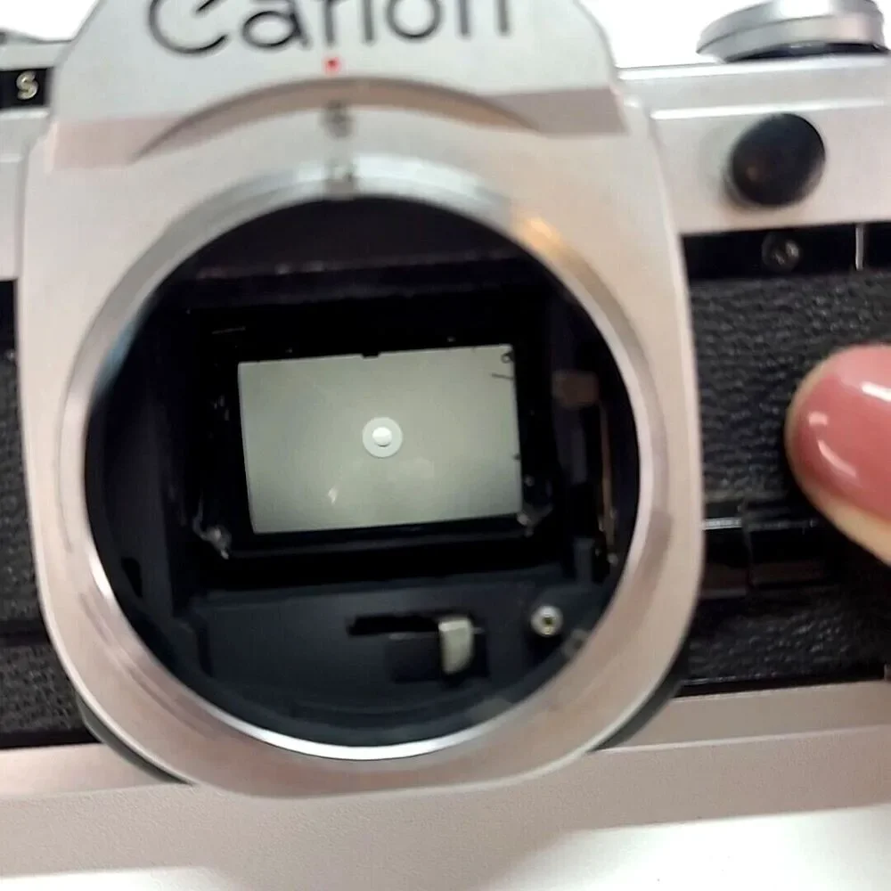CANON AT-1 SLR‎ 35mm Film Camera with Zoom Lens. Vintage